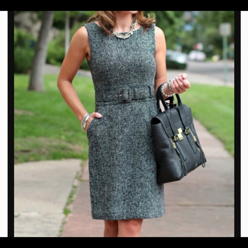 Banana Republic Sleeveless Sheath Dress Size 0